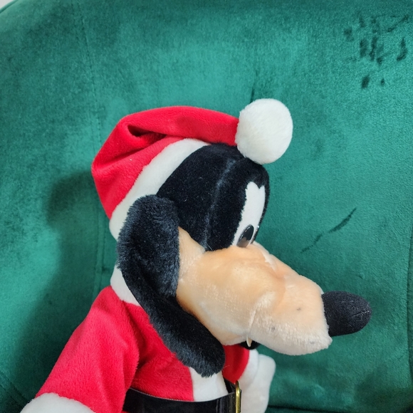 Goofy Santa Claus 18" Plush - Picture 8 of 12